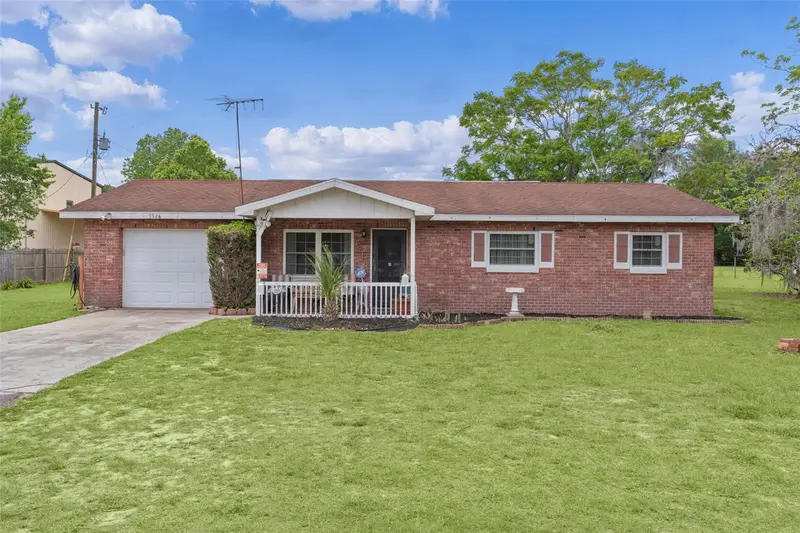5946 Sr 471, FL