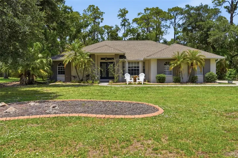 610 Woodview Way, FL