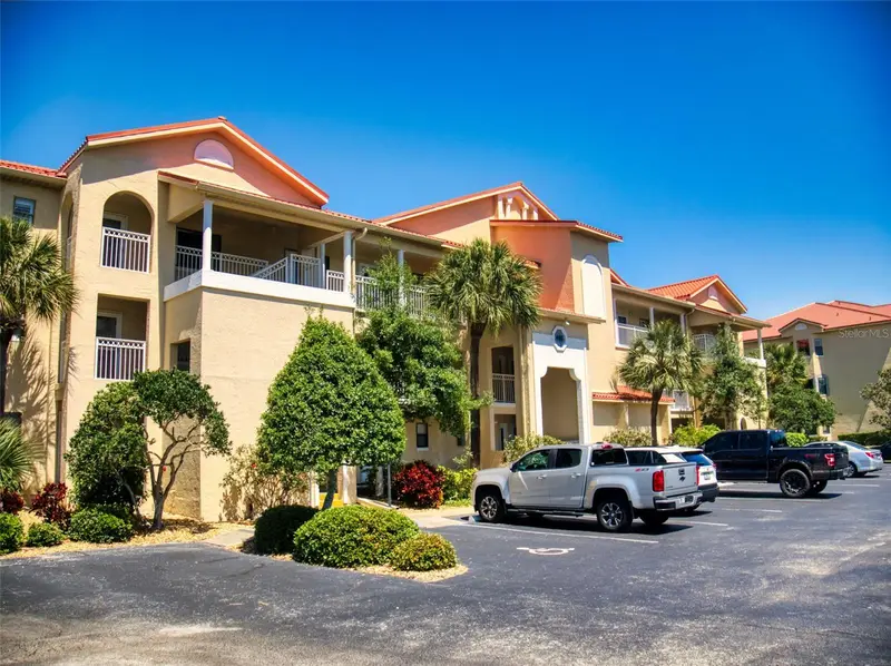444 Bouchelle Dr #201, FL