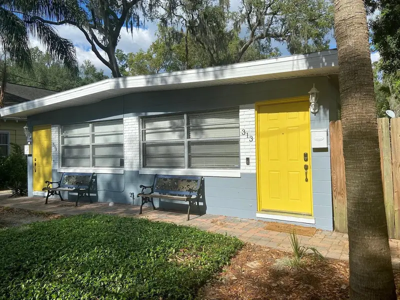 313 S Lawsona Blvd, FL