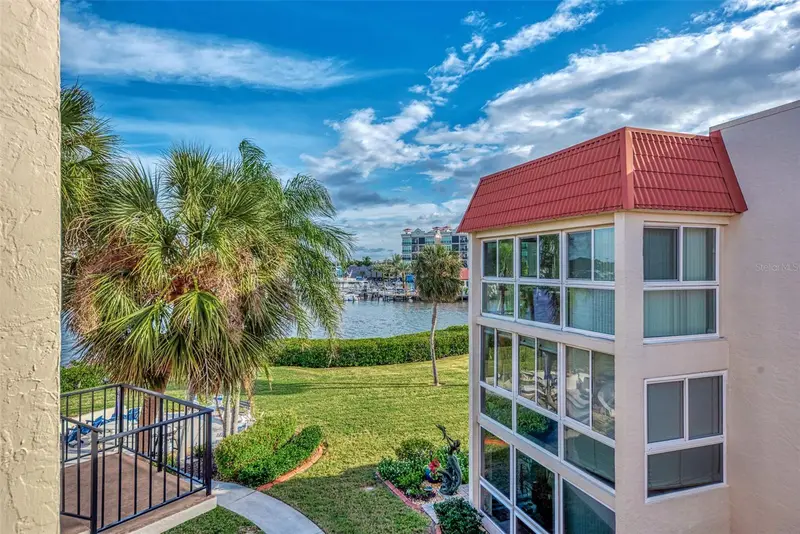 260 Santa Maria St #311, FL