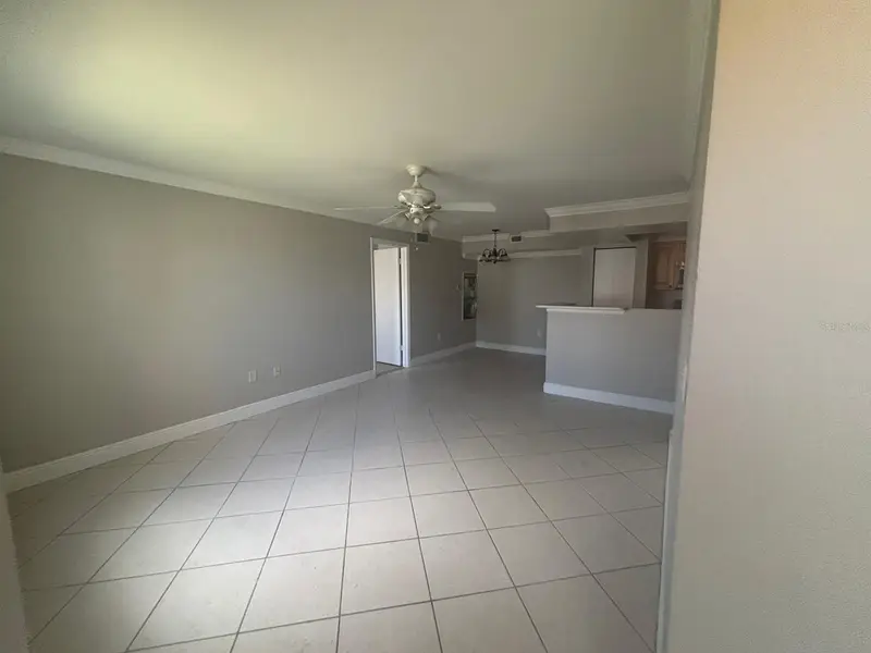 3038 Parkway Blvd #208, FL
