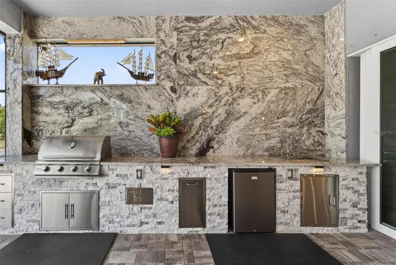 18752 Horizon View Pt, FL