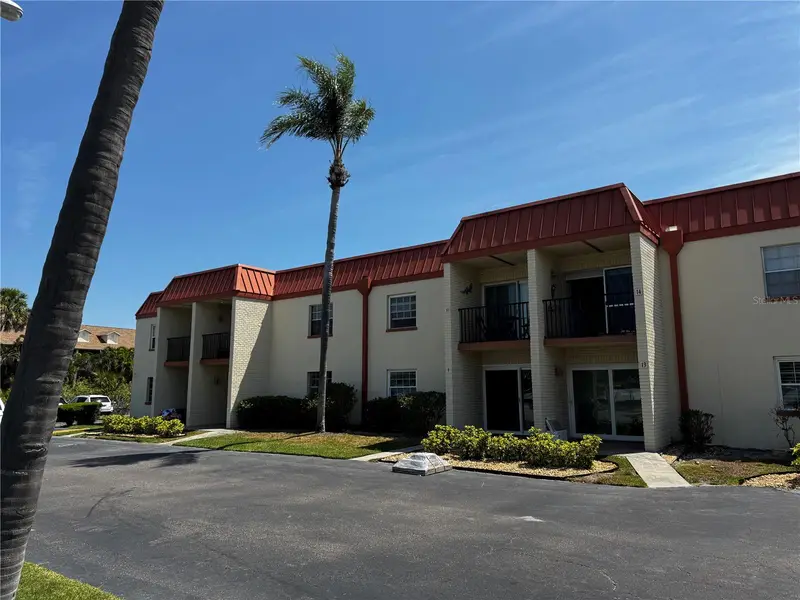 10365 Paradise Blvd #9, FL