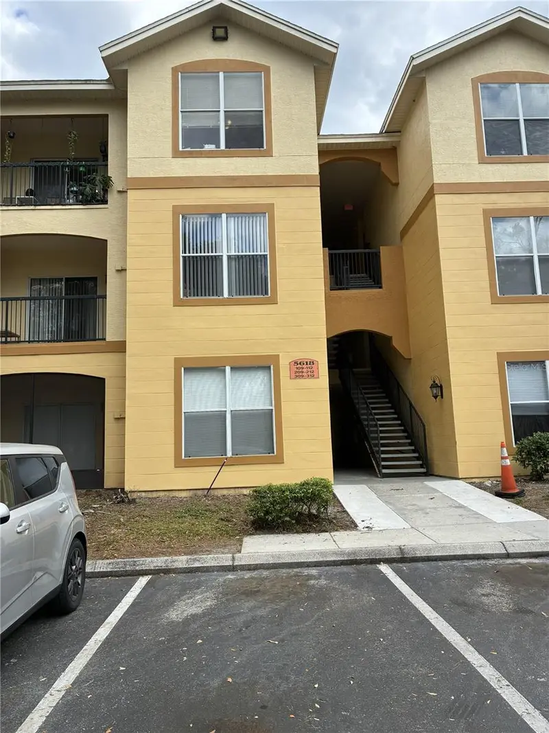 5618 Pinnacle Heights Cir #312, FL