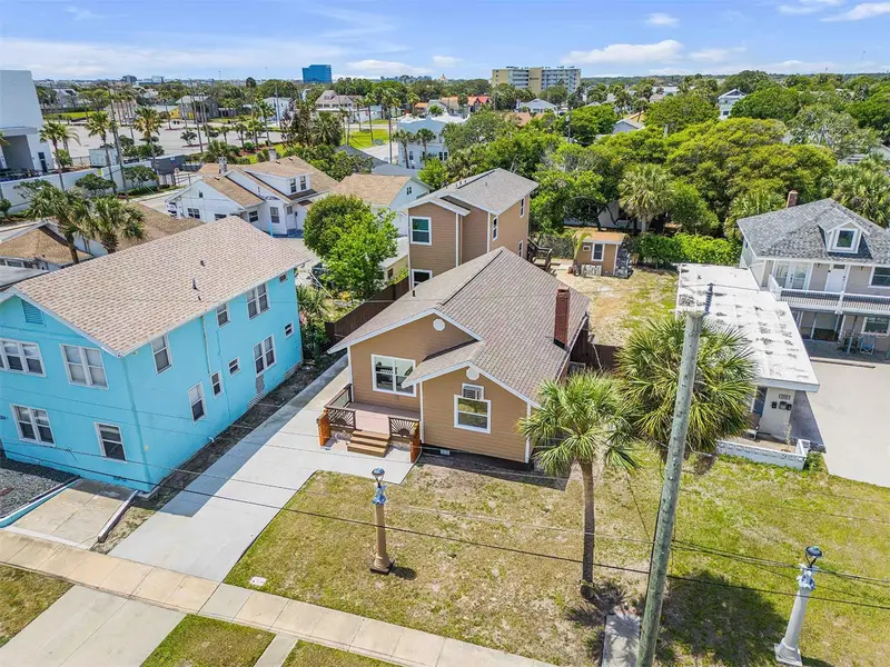 205 N Wild Olive Ave, FL