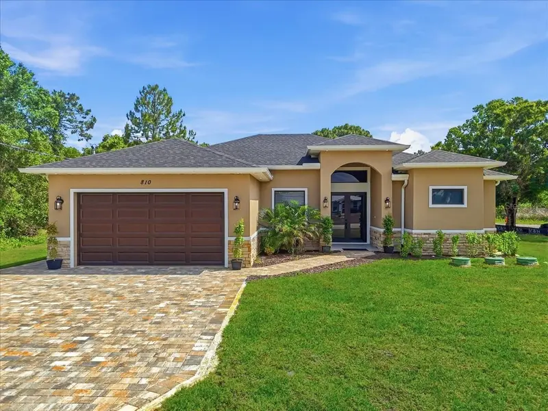 810 Sentinela Blvd, FL