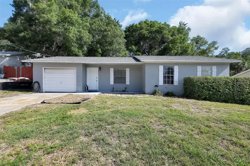 555 Sandy Pines Dr, FL