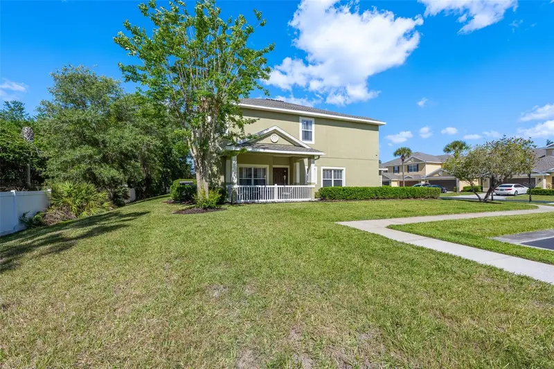 8519 Broken Willow Ct, FL