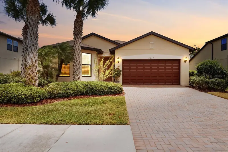 2501 Sherman Oak Dr, FL