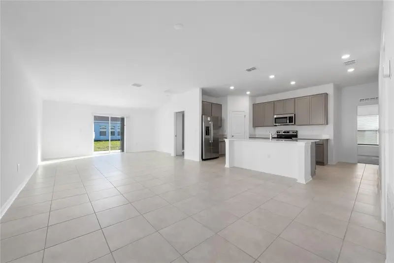 338 Rustic Rail Dr, FL