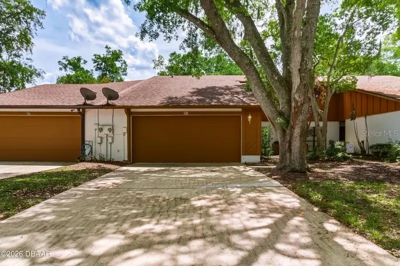 58 Cherokee Trl, FL