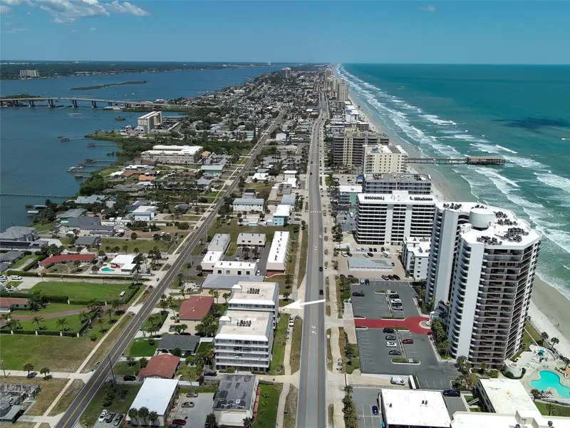 3756 S Atlantic Ave #201, FL