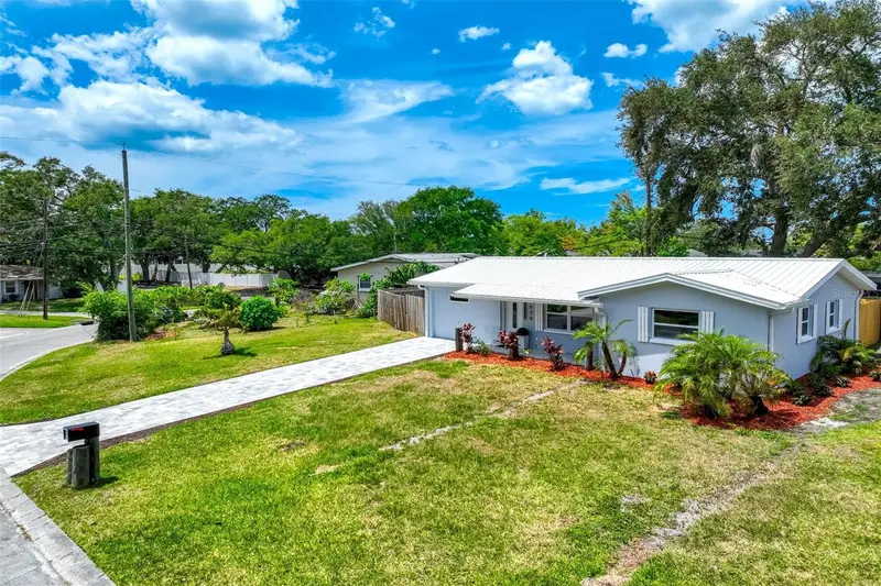 3579 Pocahontas Dr, FL