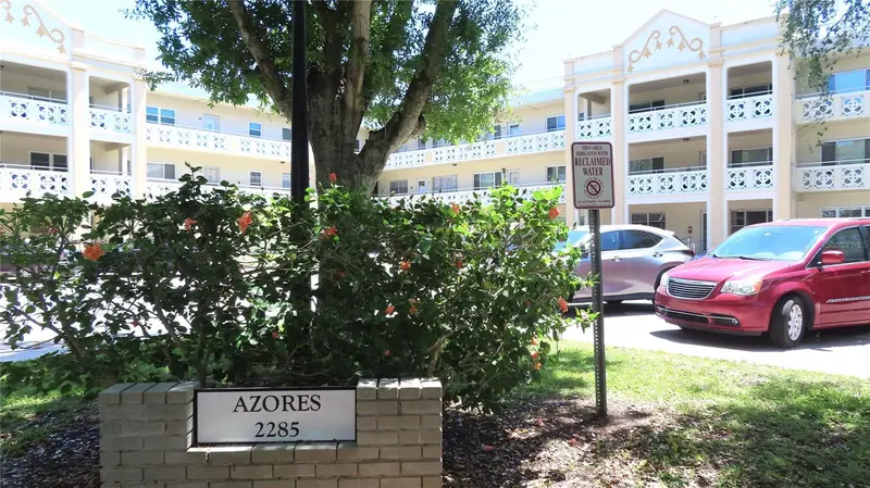 2285 Israeli Dr #17, FL
