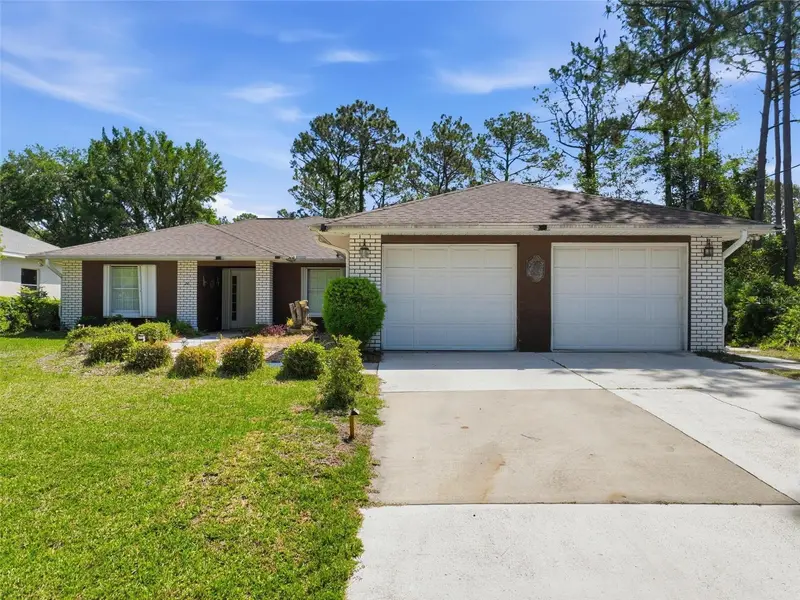 26 Woodbury Dr, FL