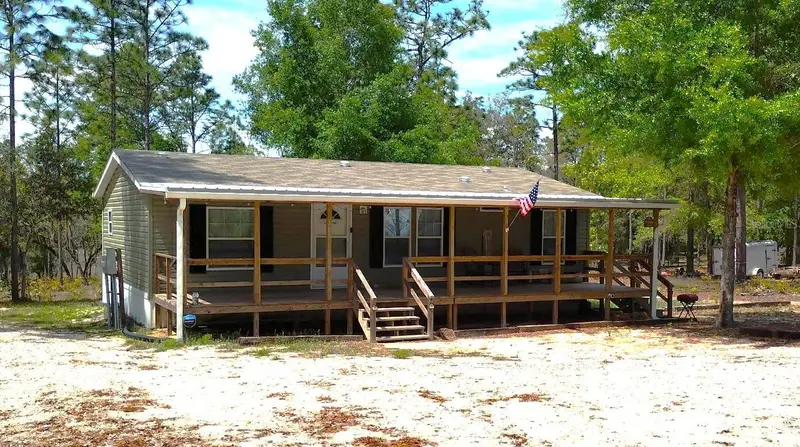 105 Slipper Way, FL