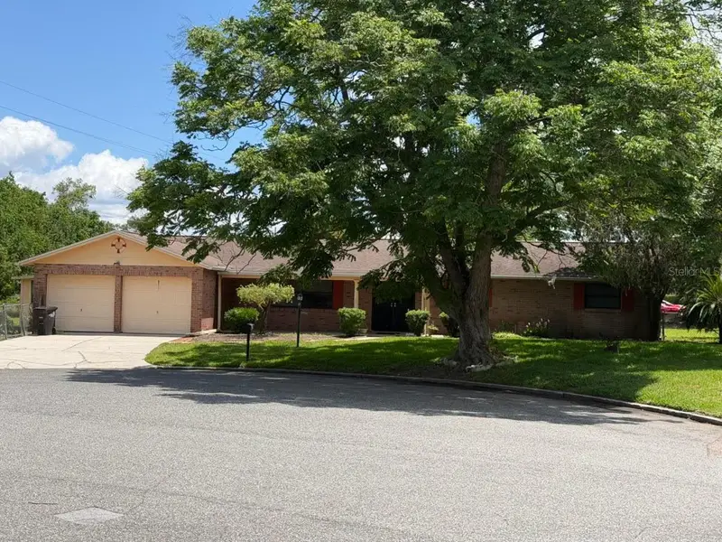 803 Glen Arden Way, FL