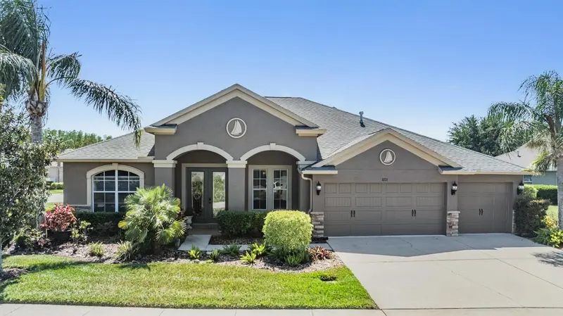 8721 Crystal Creek Ct, FL