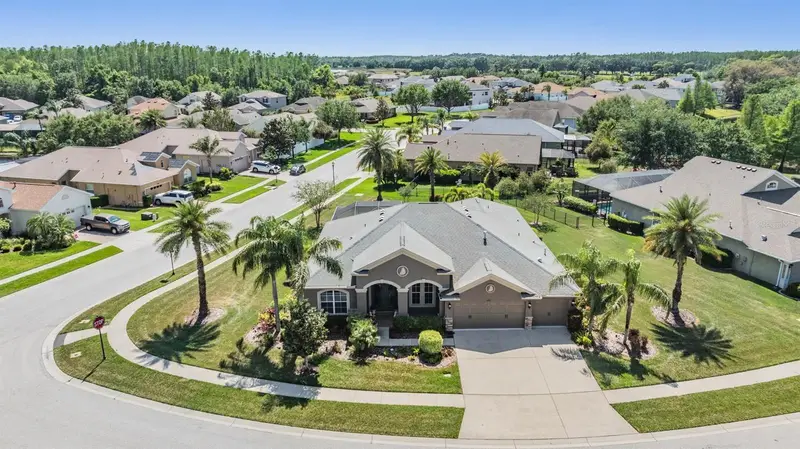 8721 Crystal Creek Ct, FL