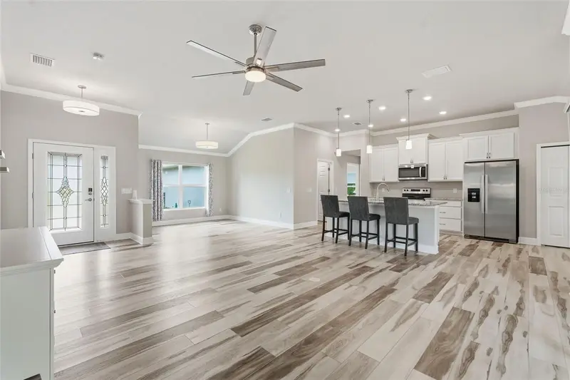 837 E Epsom Ct, FL