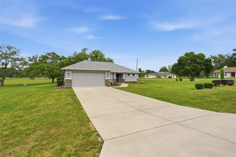 837 E Epsom Ct, FL