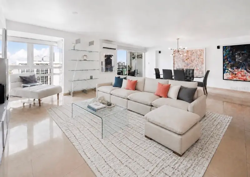 303 Villamil #1712, PR