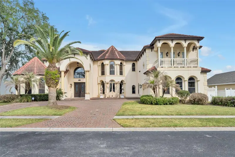 2713 Formosa Blvd, FL