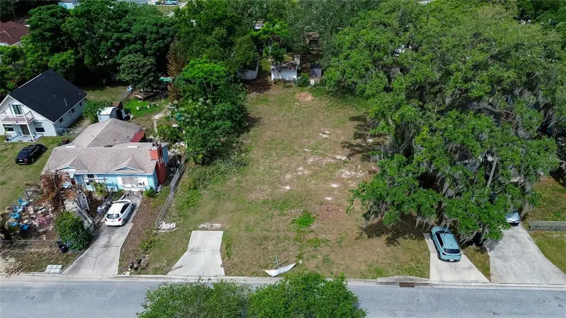 1826 Gadsen Blvd, FL