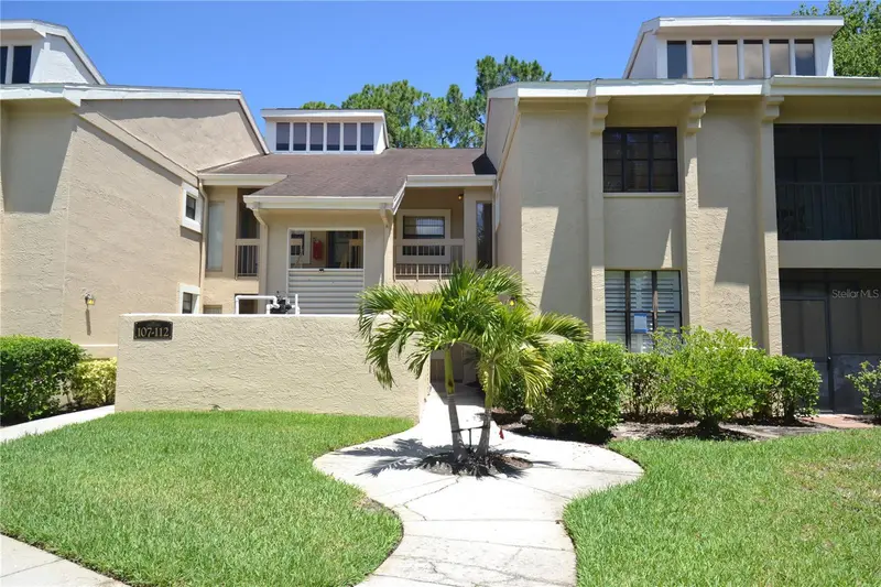 112 Lindsay Ln, FL
