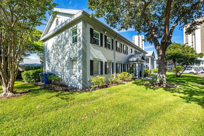 6950 Avenue Des Palais #2a, FL