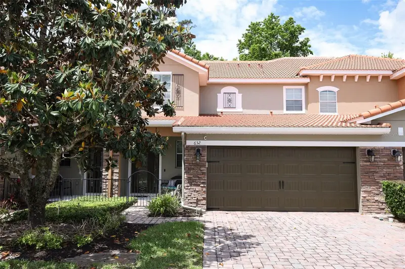 632 Venice Pl, FL