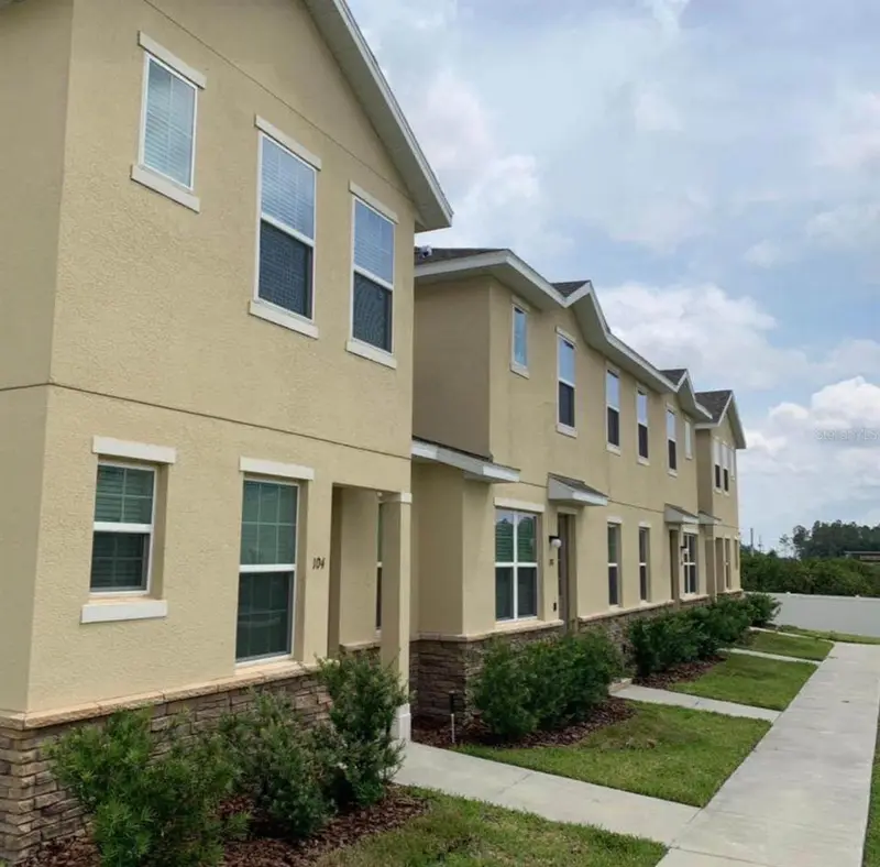 112 Holly Village Dr, FL