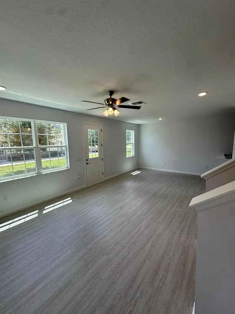 112 Holly Village Dr, FL