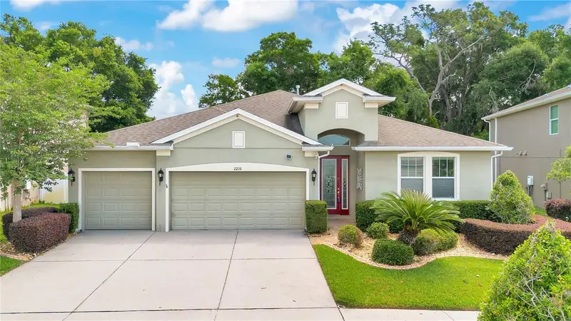 2210 Valterra Vista Way, FL