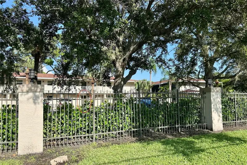 972 La Costa Cir #3, FL