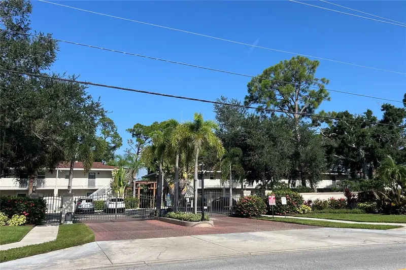 972 La Costa Cir #3, FL