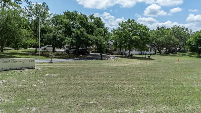 13042 Tarpon Springs Rd, FL
