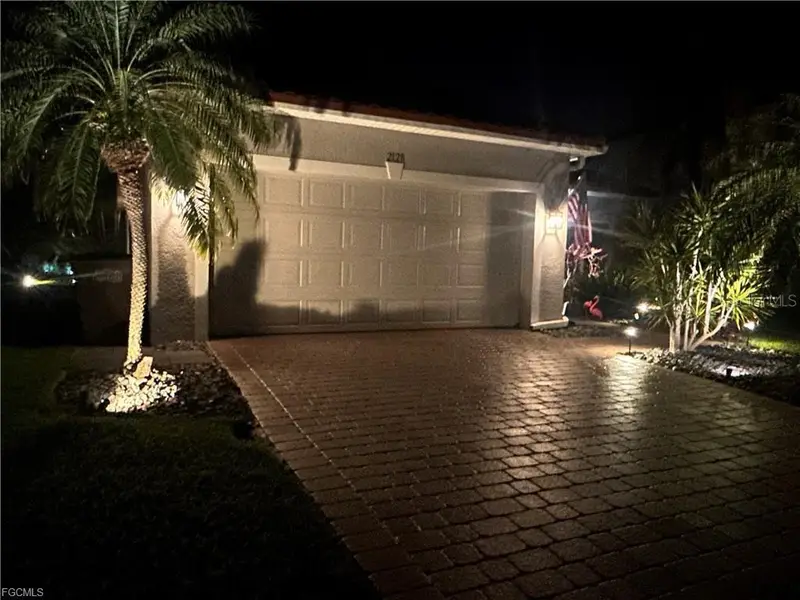 2128 Cape Heather Cir, FL