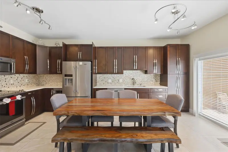 Storey Lake listing