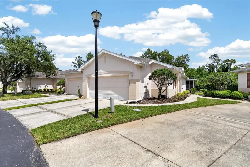 2649 Eagle Greens Dr #2649, FL
