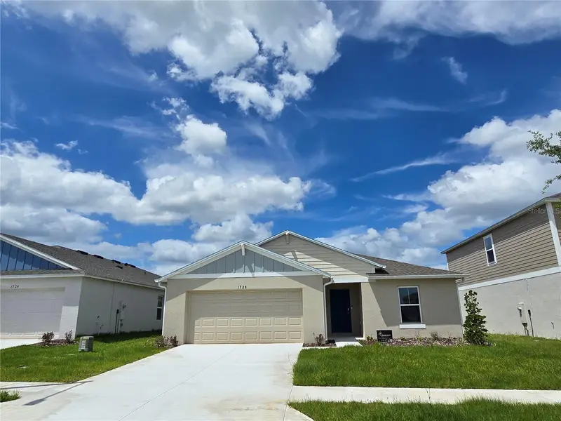 1728 Vanilla St, FL