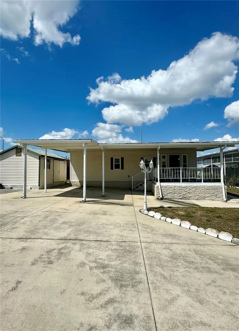917 St George Dr, FL