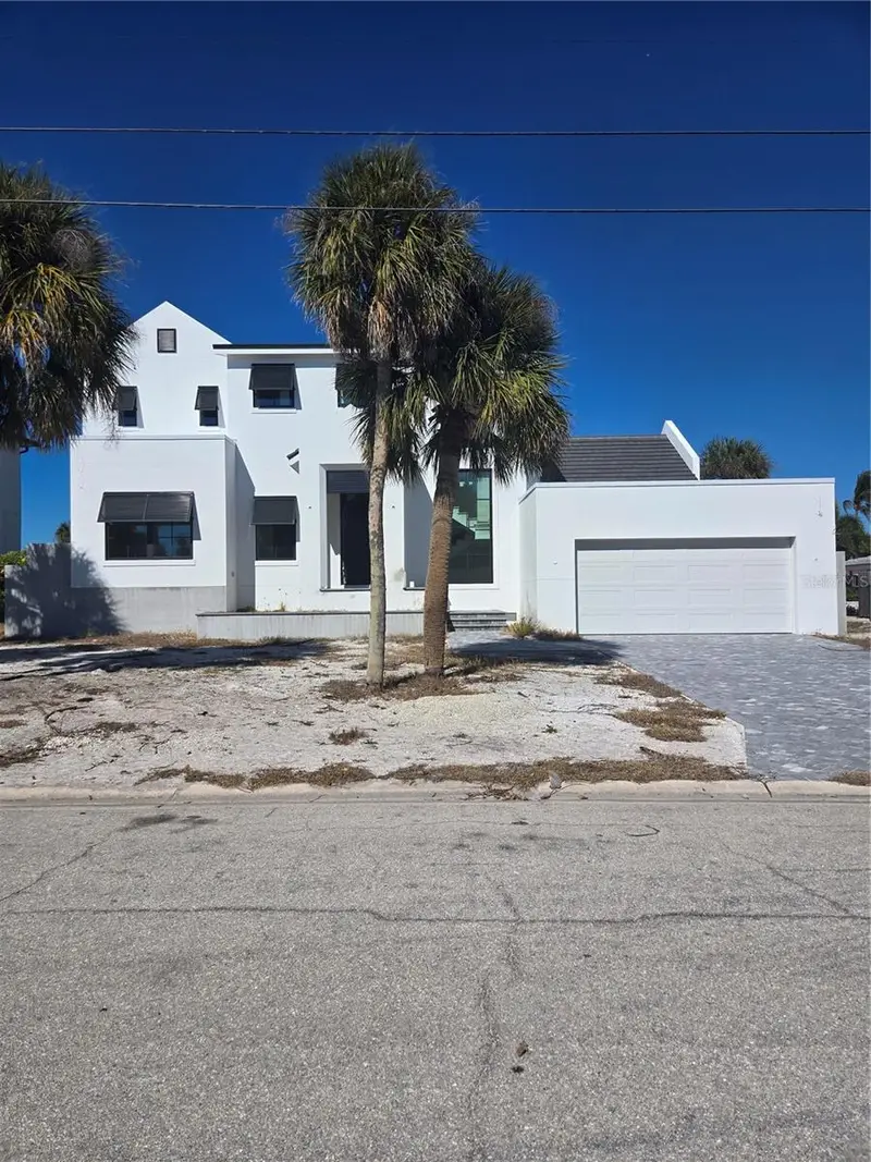 Siesta Key pending