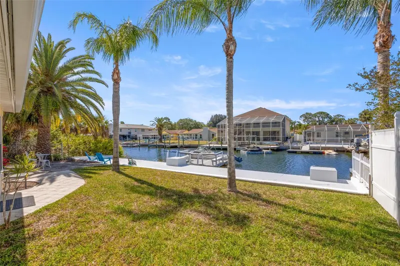 7418 Islander Ln, FL
