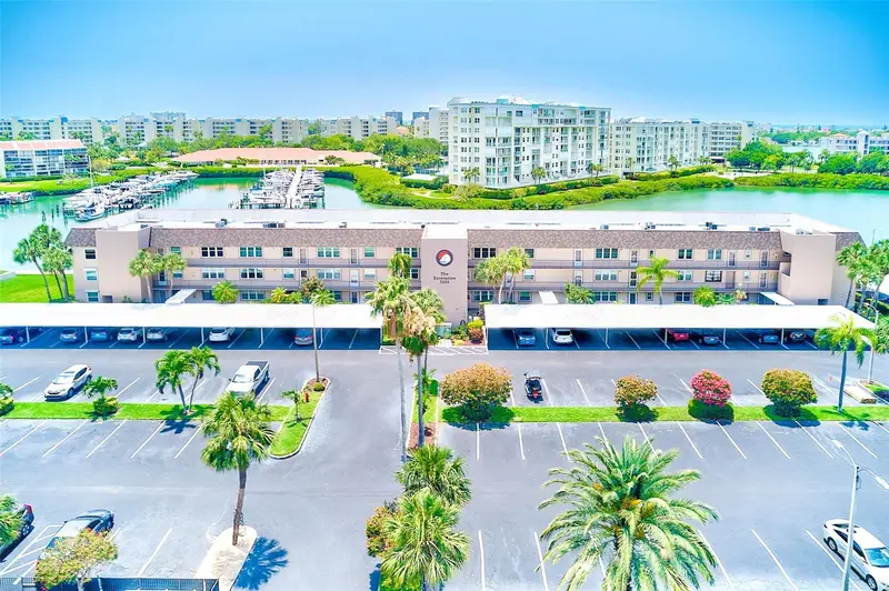 7930 Sun Island Dr S #101, FL