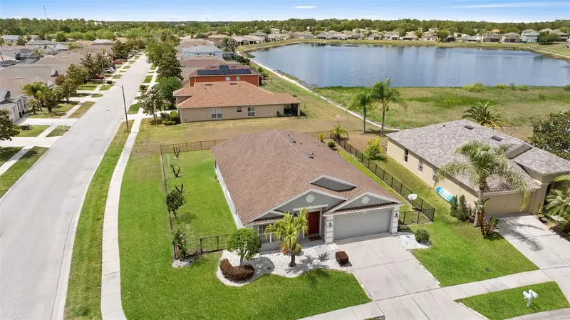 7619 Crescent Palm Dr, FL