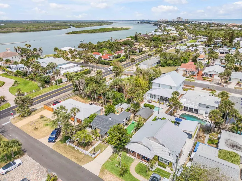 204 Condict Dr, FL