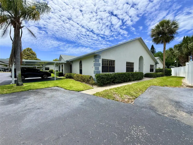 2749 Countryside Blvd #14, FL