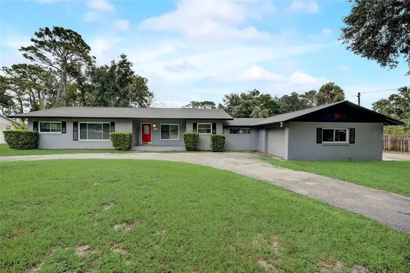 4223 E Pine Hill Cir, FL